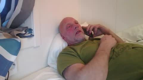 Snapshot of sandnesrune523 chatting on 11-16-25, 01:17 sandnesrune523 online show from 11-16-25, 01:17