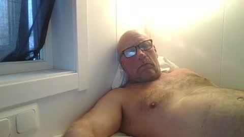 sandnesrune523 online show from 03-11-26, 06:19