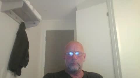 sandnesrune523 online show from 06-15-26, 05:37
