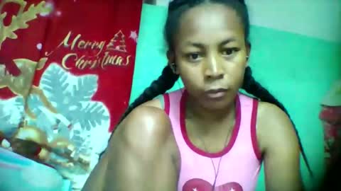 Snapshot of sandra1253099 chatting on 10-26-25, 06:25 sandra1253099 online show from 10-26-25, 06:25