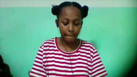 Snapshot of sandra1253099 chatting on 10-31-25, 06:31 sandra1253099 online show from 10-31-25, 06:31