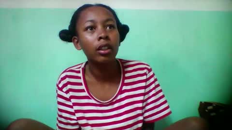 Snapshot of sandra1253099 chatting on 11-01-25, 07:32 sandra1253099 online show from 11-01-25, 07:32