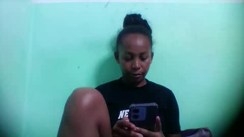 Snapshot of sandra1253099 chatting on 11-17-25, 05:08 sandra1253099 online show from 11-17-25, 05:08