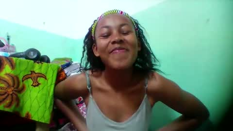 Snapshot of sandra1253099 chatting on 11-28-25, 06:38 sandra1253099 online show from 11-28-25, 06:38