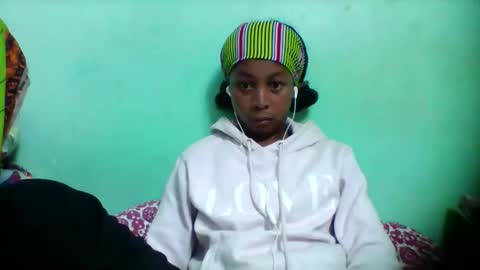 Snapshot of sandra1253099 chatting on 12-01-25, 06:46 sandra1253099 online show from 12-01-25, 06:46