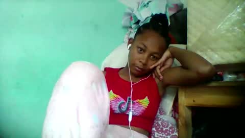 Snapshot of sandra1253099 chatting on 12-05-25, 07:06 sandra1253099 online show from 12-05-25, 07:06