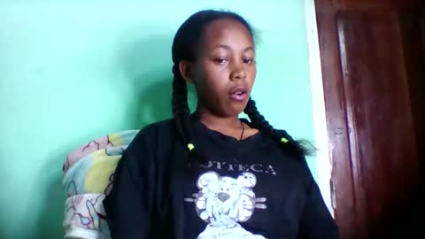 sandra1253099 online show from 04-13-26, 05:51