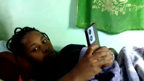 sandra1253099 online show from 07-21-26, 08:00