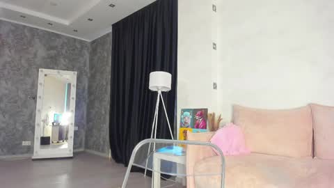 Sandra online show from 03-31-26, 01:29