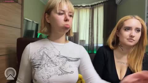 sandra dimonds online show from 03-12-26, 02:34