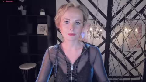 Snapshot of sandra_kind chatting on 02-16-25, 08:10 Sandra online show from 02-16-25, 08:10