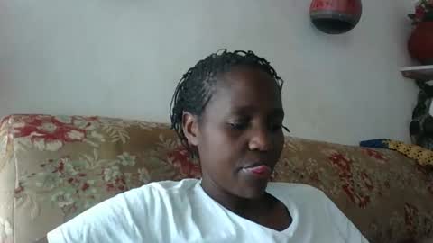 Snapshot of sandra_milly chatting on 11-26-25, 06:03 sandra online show from 11-26-25, 06:03