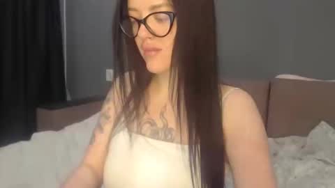 sandra_smith3007 online show from 06-04-26, 07:47