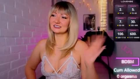 Snapshot of sandralawrence chatting on 10-20-25, 09:48 Schedule uploadedTake a look on NEW showAnd 2 Secret shows this month See youhope often online show from 10-20-25, 09:48