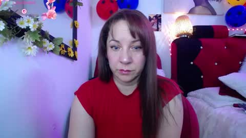 Snapshot of sandraossa chatting on 07-09-26, 04:22 sandraossa online show from 07-09-26, 04:22