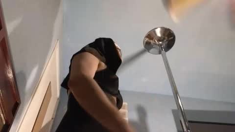 Sandra online show from 03-15-26, 06:08