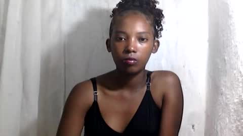 sandrine718 online show from 03-28-26, 06:24