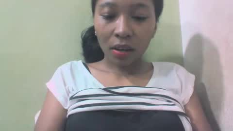 sandy735579 online show from 04-17-26, 02:36