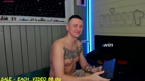 Snapshot of sandy_chris chatting on 02-06-25, 06:51 Sandy and Chris online show from 02-06-25, 06:51