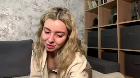 Sandy online show from 04-15-26, 04:25