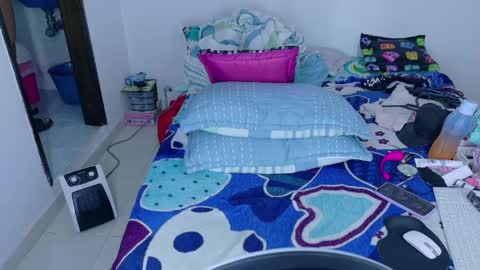 sandy online show from 04-22-26, 08:21