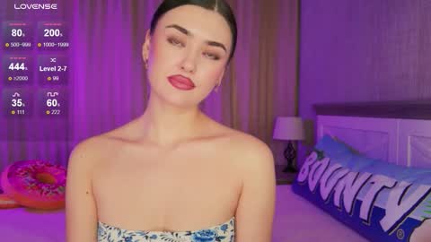 Sandy online show from 10-27-25, 04:27