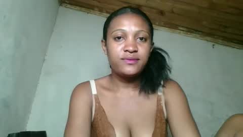 Snapshot of sanelie09 chatting on 01-16-26, 06:45 sanelie09 online show from 01-16-26, 06:45