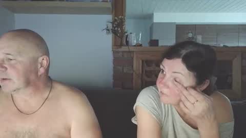 Snapshot of sanroom chatting on 02-13-26, 03:41 sanroom online show from 02-13-26, 03:41