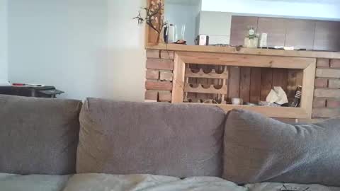 Snapshot of sanroom chatting on 02-17-26, 01:40 sanroom online show from 02-17-26, 01:40