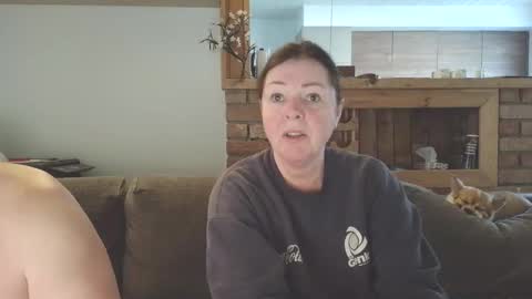 Snapshot of sanroom chatting on 03-20-26, 04:01 sanroom online show from 03-20-26, 04:01