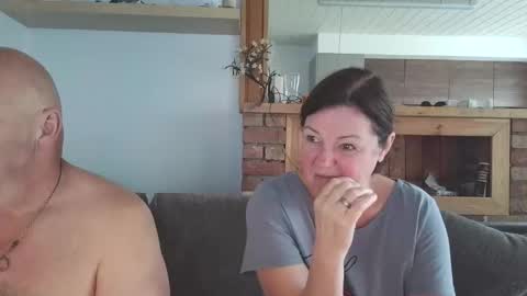 Snapshot of sanroom chatting on 03-25-26, 12:55 sanroom online show from 03-25-26, 12:55