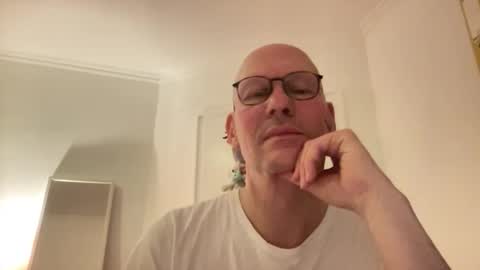 santaclausonice online show from 11-20-25, 12:22