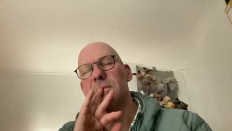 santaclausonice online show from 12-01-25, 10:26