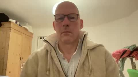 santaclausonice online show from 12-14-25, 07:36