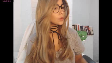 secret online show from 12-01-25, 03:11