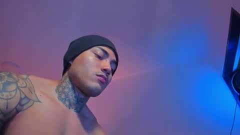 Snapshot of santi__ferrer chatting on 12-20-25, 01:34 Santi Ferrer online show from 12-20-25, 01:34