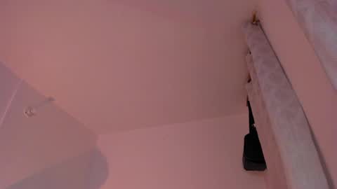 Snapshot of santi__ferrer chatting on 02-17-26, 04:20 Santi Ferrer online show from 02-17-26, 04:20