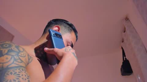 Snapshot of santi__ferrer chatting on 03-10-26, 01:54 Santi Ferrer online show from 03-10-26, 01:54