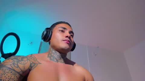 Santi Ferrer online show from 03-18-26, 03:20