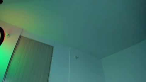 Santi Ferrer online show from 04-25-26, 12:24