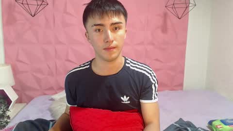 Snapshot of santi_fabulous chatting on 03-06-25, 06:19 santi_fabulous online show from 03-06-25, 06:19