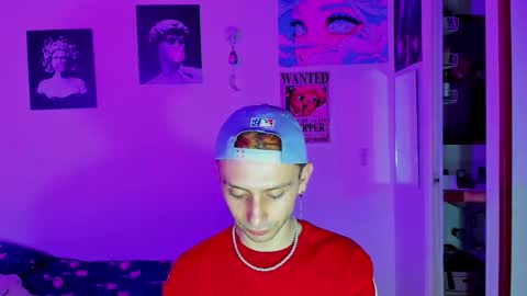 Santi online show from 11-16-25, 03:56