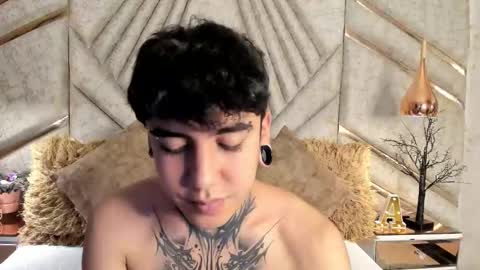 SantiAbader online show from 11-14-25, 12:37