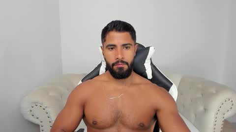 santiago_huntt online show from 01-06-26, 01:15