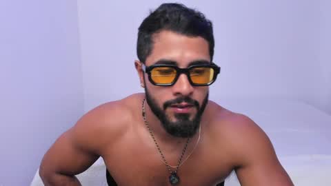 santiago_huntt online show from 04-24-26, 08:22