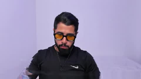 santiago_huntt online show from 04-27-26, 08:51