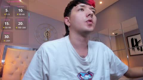 SANTIAGO  online show from 04-01-26, 11:24