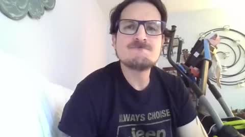 Snapshot of santiagorivera012477 chatting on 10-12-25, 09:14 santiagorivera012477 online show from 10-12-25, 09:14