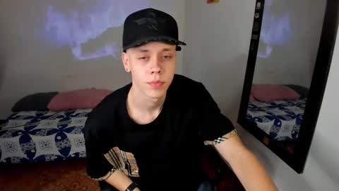 Snapshot of santiceballo chatting on 02-20-26, 05:15 Julius Novachrono online show from 02-20-26, 05:15