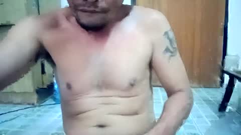 santichai561323 online show from 07-22-26, 02:03